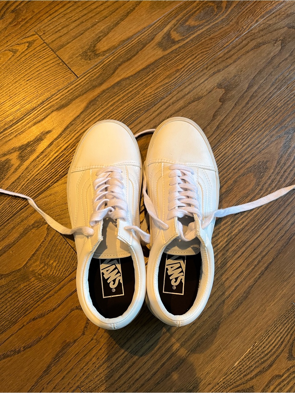 Vans women’s White Low-Top Canvas Sneakers